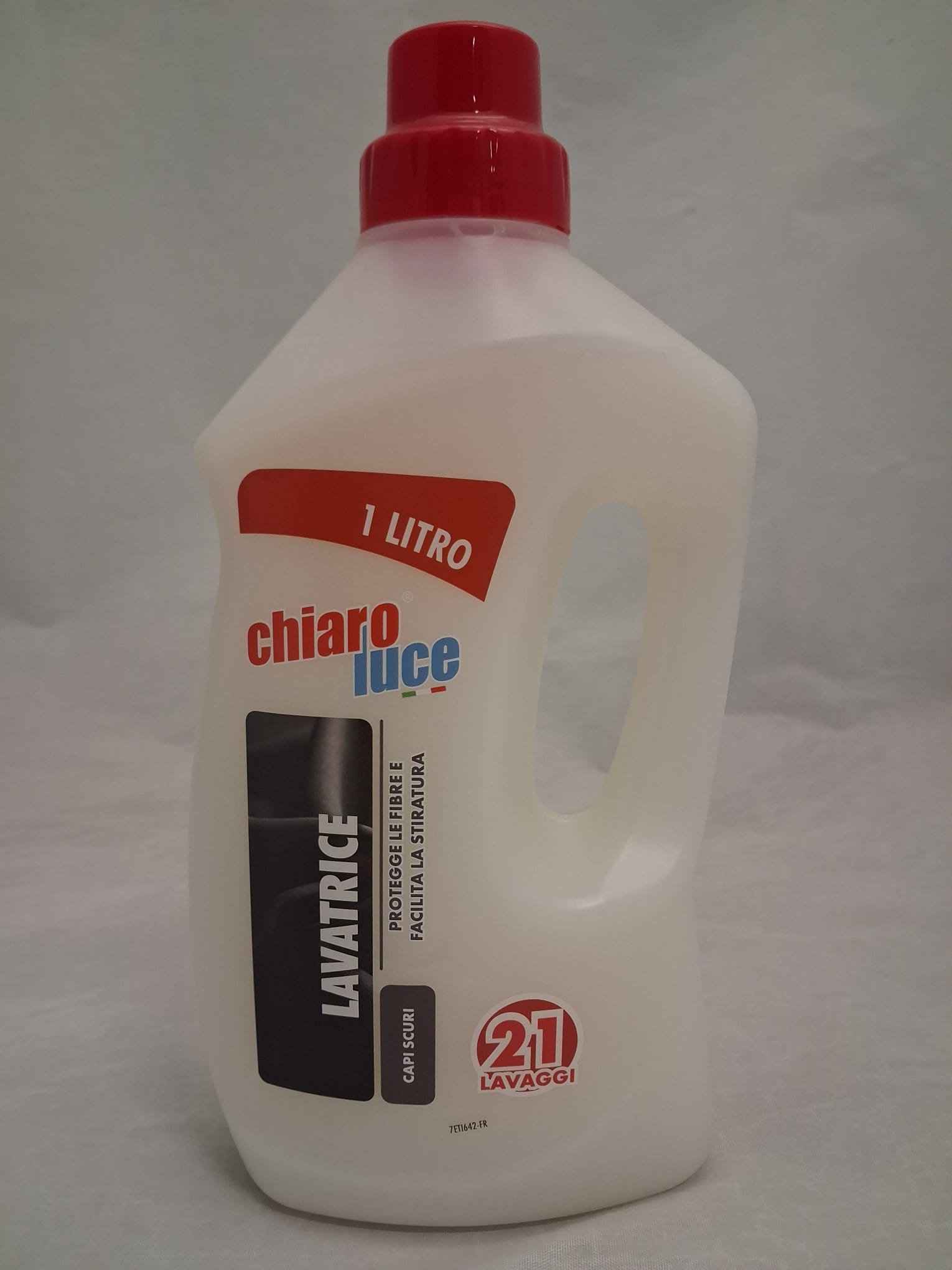 CHIARO LUCE lavatrice capi scuri 21 lavaggi lt. 1